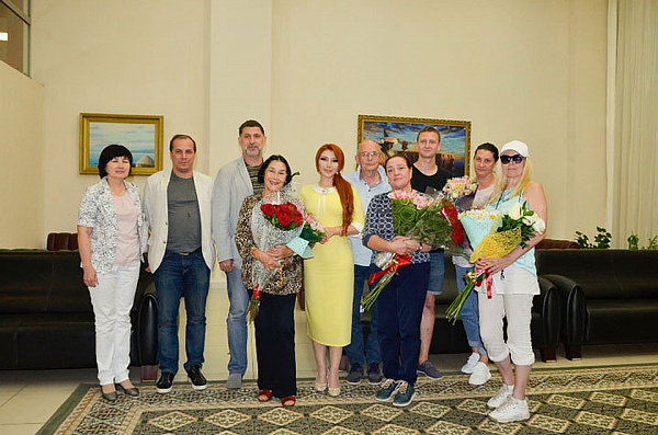 Знаменитые российские актеры в Кыргызстане!